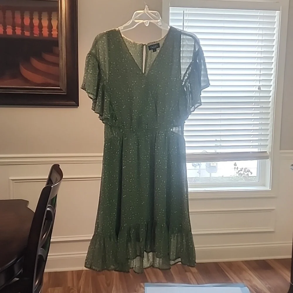 Ladies Spring Dress - Picture 3 of 7